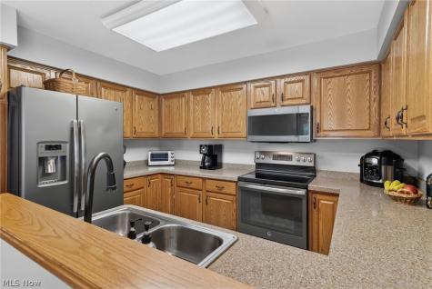 119 Barkwood Drive Wadsworth OH 44281