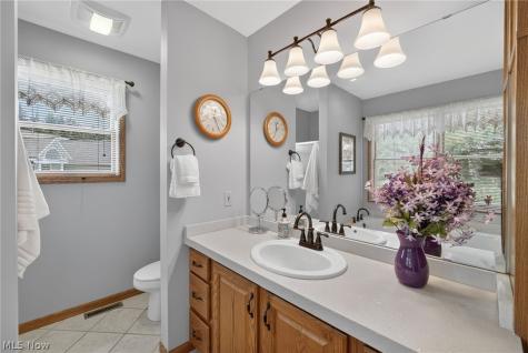 119 Barkwood Drive Wadsworth OH 44281