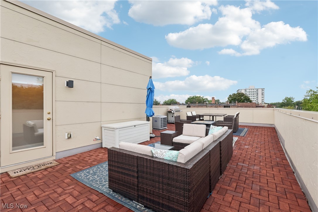 1221 W 117th Street Cleveland OH 44102