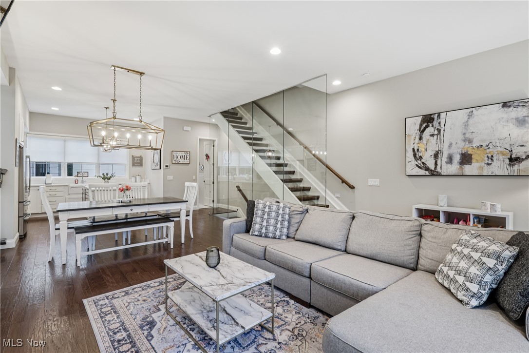 1221 W 117th Street Cleveland OH 44102