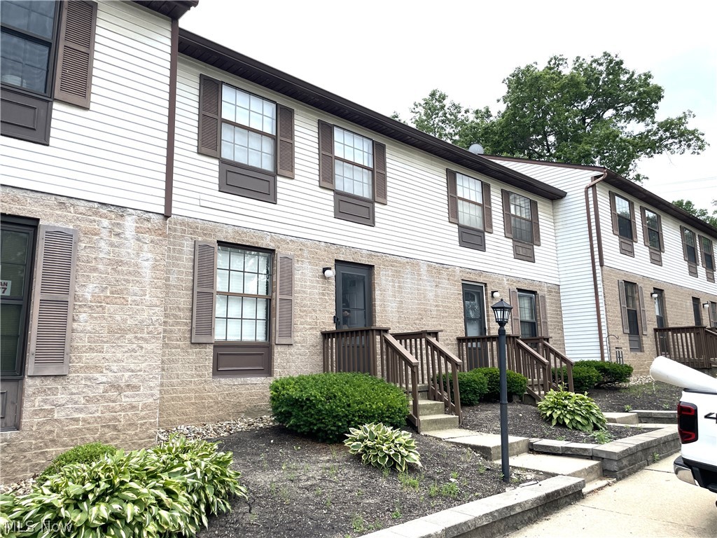 1257 Bailey Road Cuyahoga Falls OH 44221