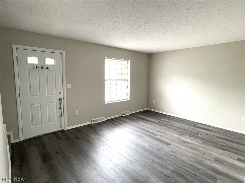1257 Bailey Road Cuyahoga Falls OH 44221