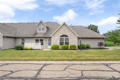 1365 Laurenbrook Lane NE Massillon OH 44646