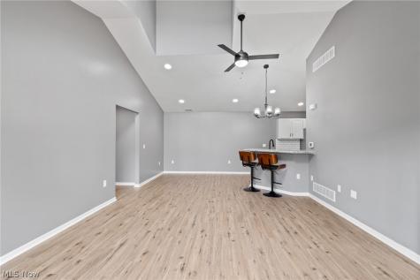 1365 Laurenbrook Lane NE Massillon OH 44646