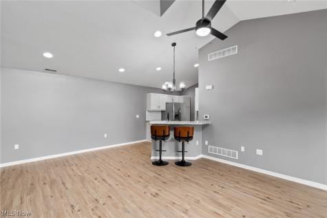1365 Laurenbrook Lane NE Massillon OH 44646