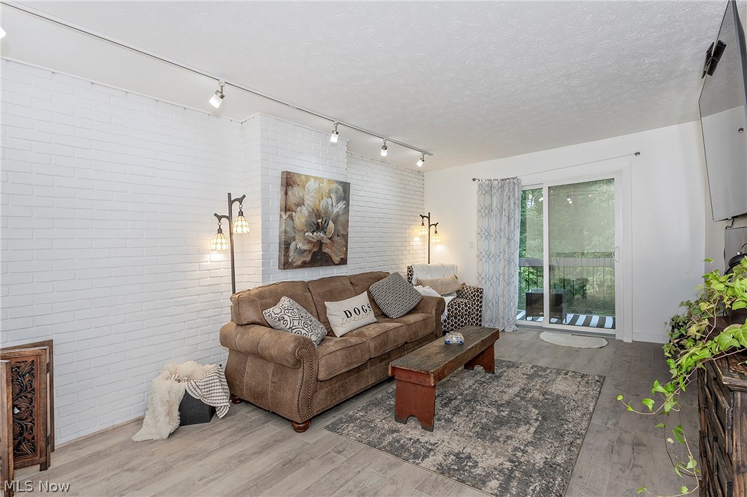 791 Geddes Bluff Sagamore Hills OH 44067