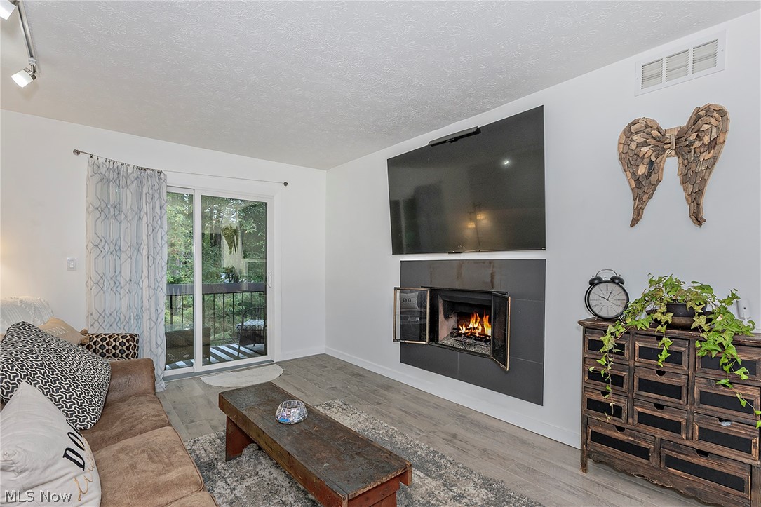 791 Geddes Bluff Sagamore Hills OH 44067