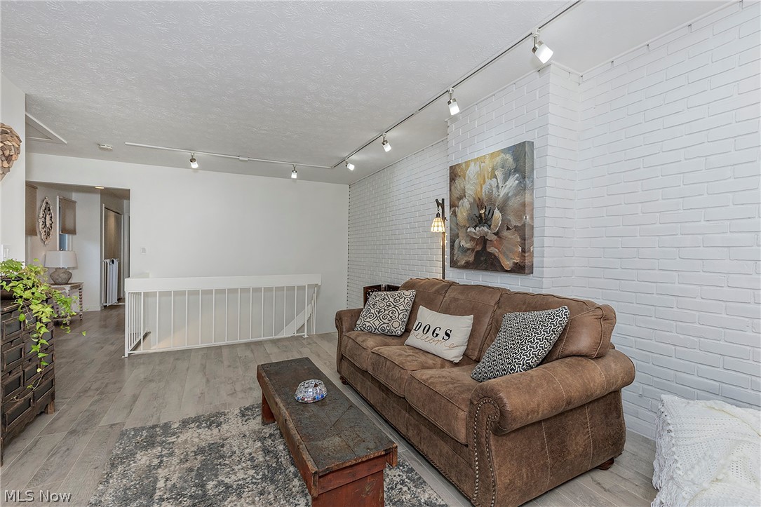 791 Geddes Bluff Sagamore Hills OH 44067