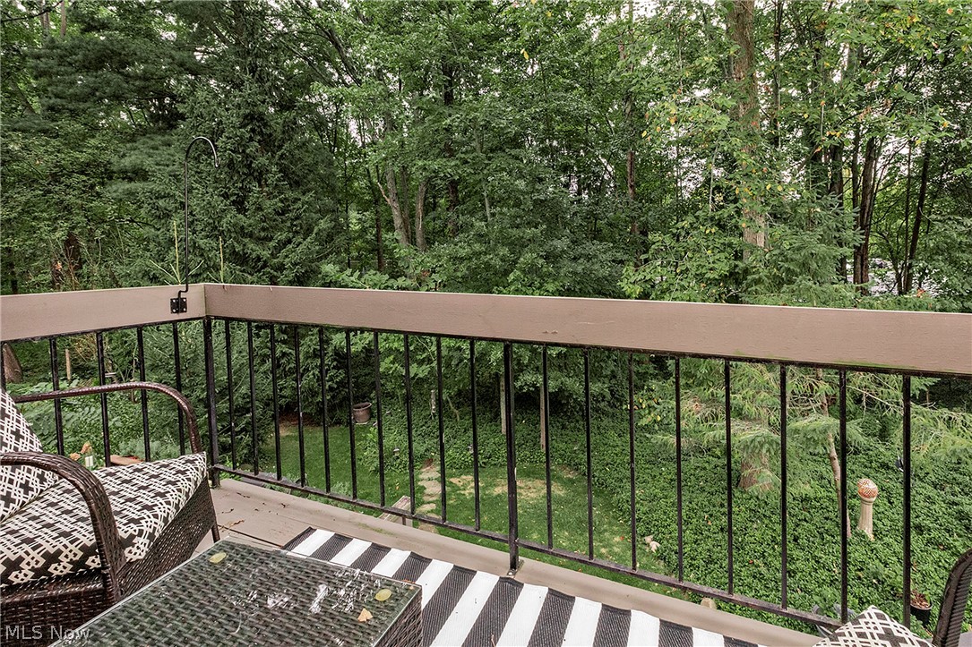791 Geddes Bluff Sagamore Hills OH 44067