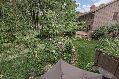 791 Geddes Bluff Sagamore Hills OH 44067