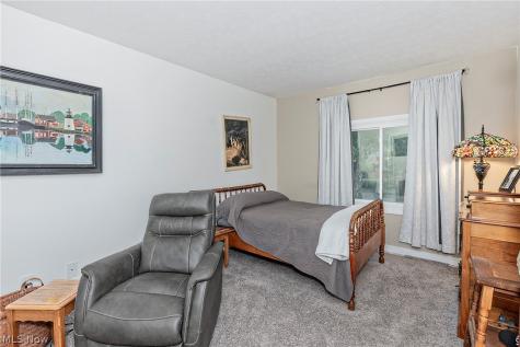 791 Geddes Bluff Sagamore Hills OH 44067
