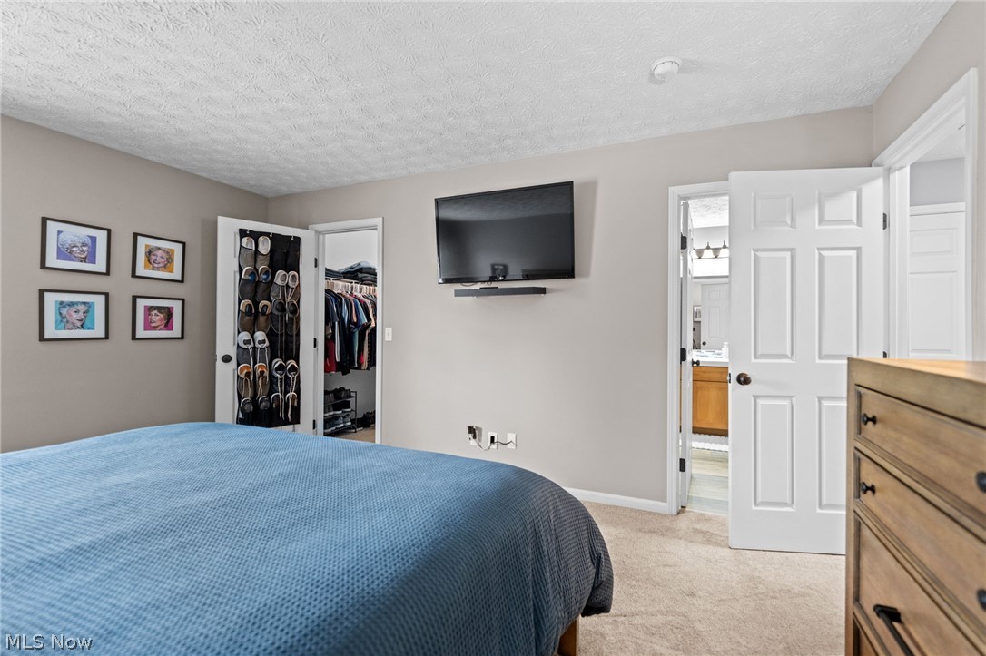 13913 Woodcroft North Royalton OH 44133