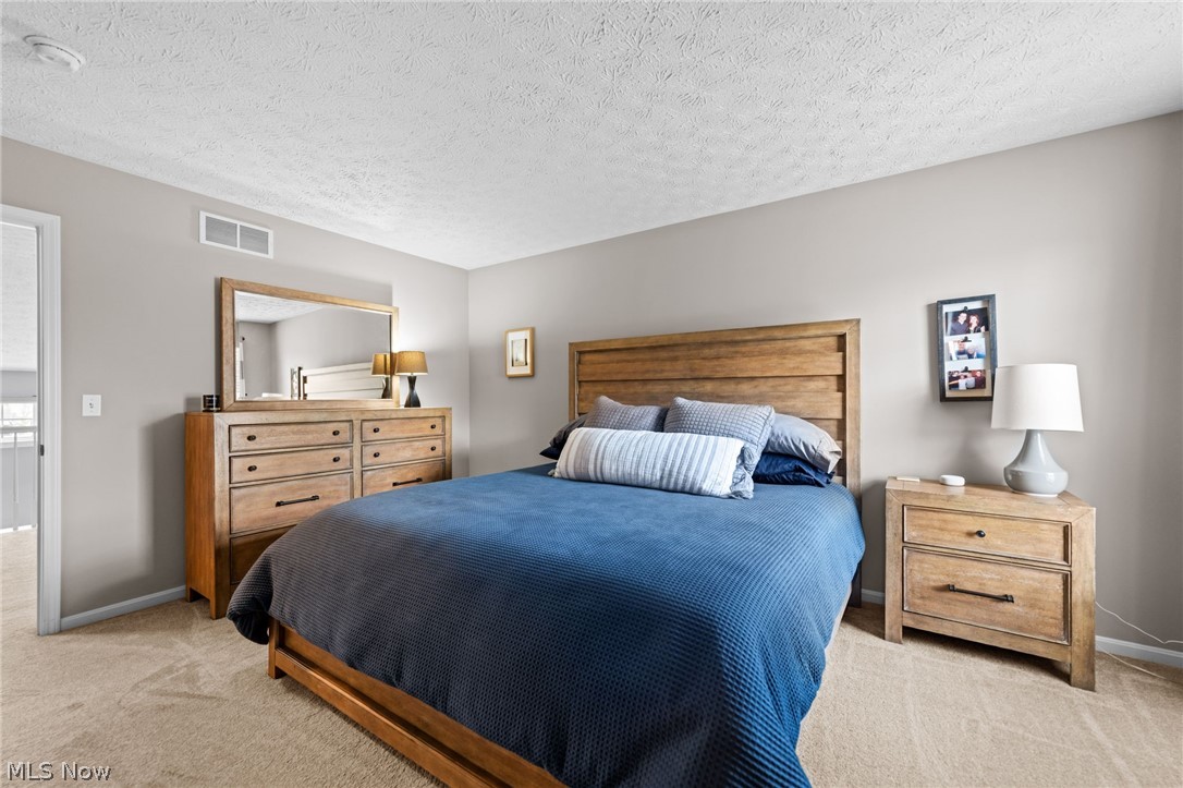 13913 Woodcroft North Royalton OH 44133