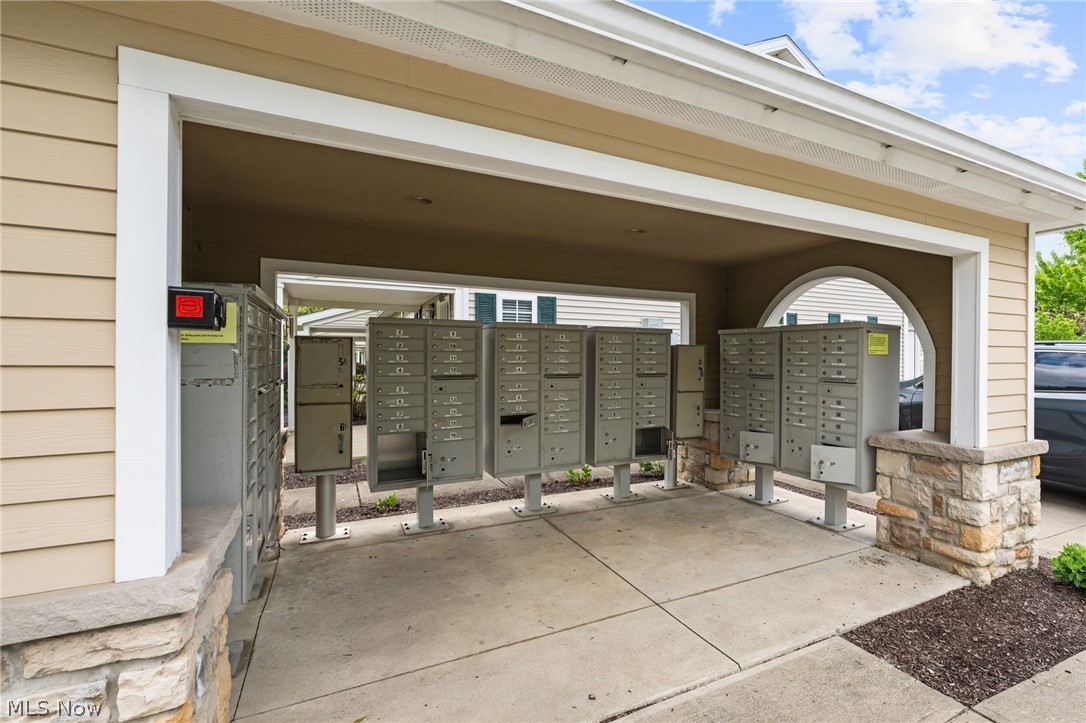 13913 Woodcroft North Royalton OH 44133