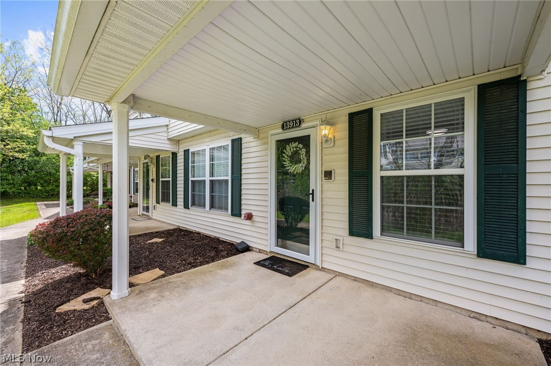 13913 Woodcroft North Royalton OH 44133