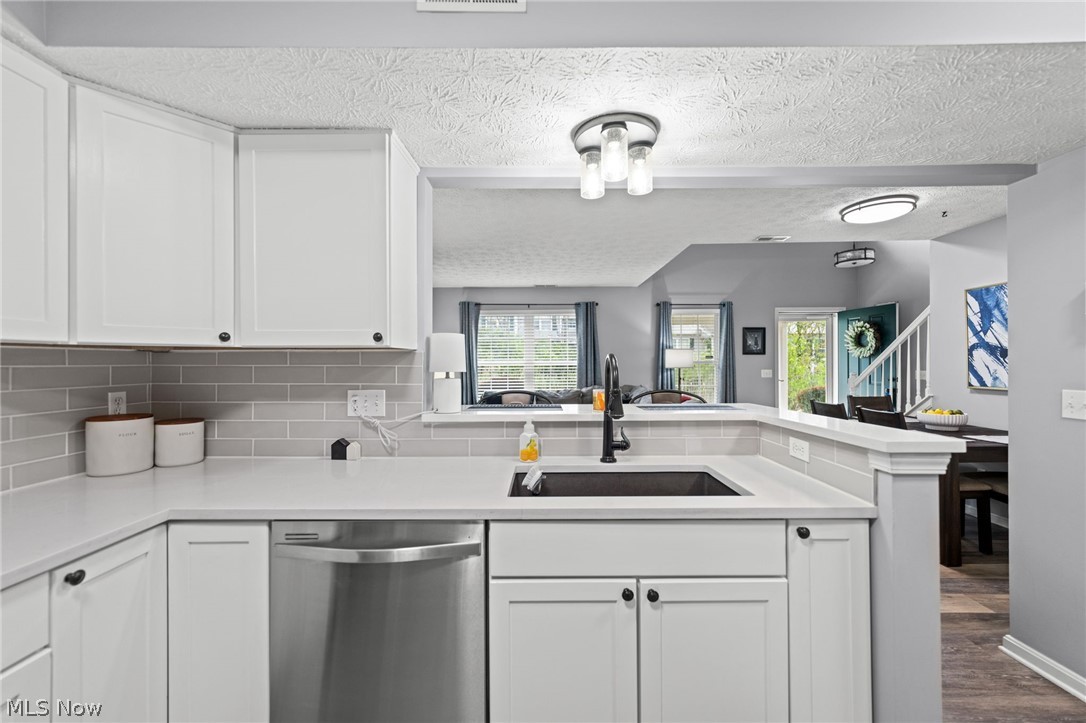 13913 Woodcroft North Royalton OH 44133