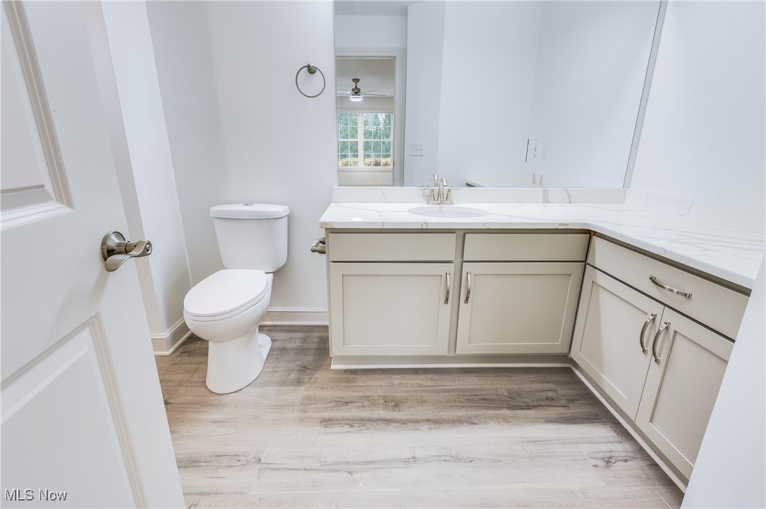 153 Royal Troon Warren OH 44484
