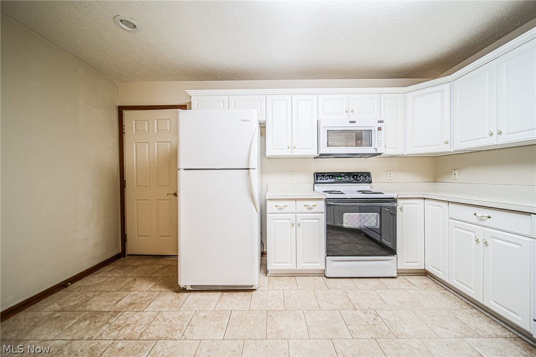 205 Greenbriar Lane Dalton OH 44618