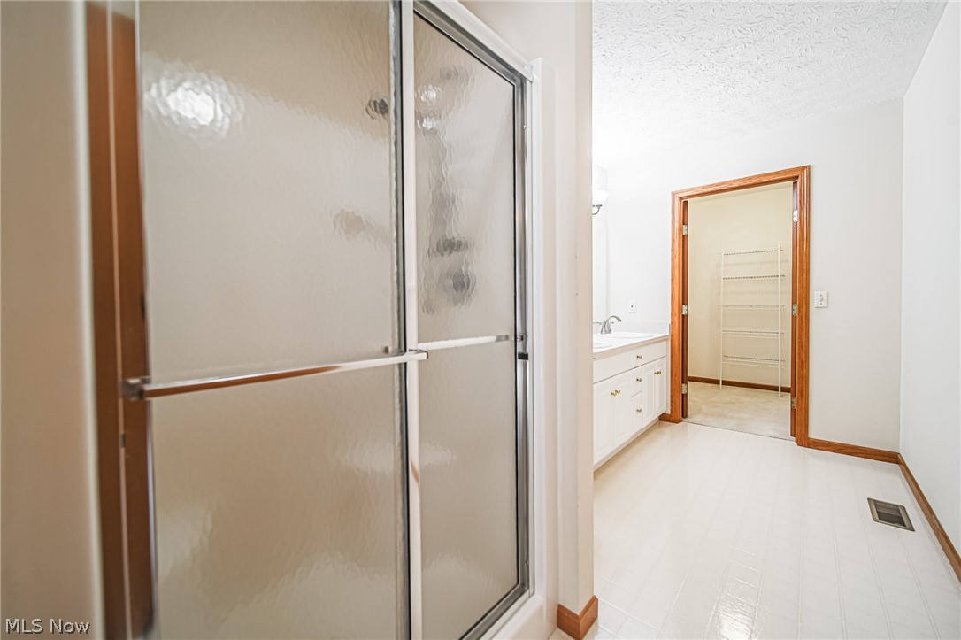 205 Greenbriar Lane Dalton OH 44618