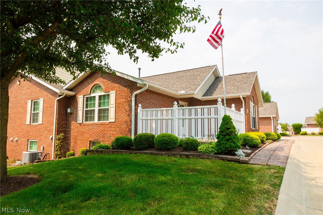 205 Greenbriar Lane Dalton OH 44618