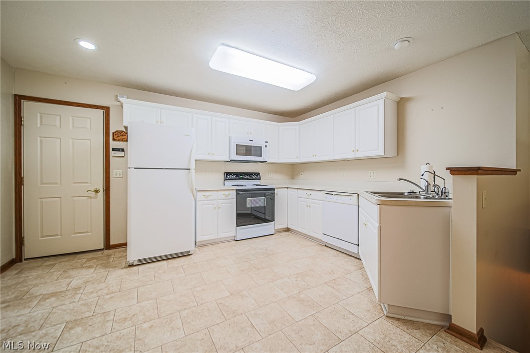 205 Greenbriar Lane Dalton OH 44618
