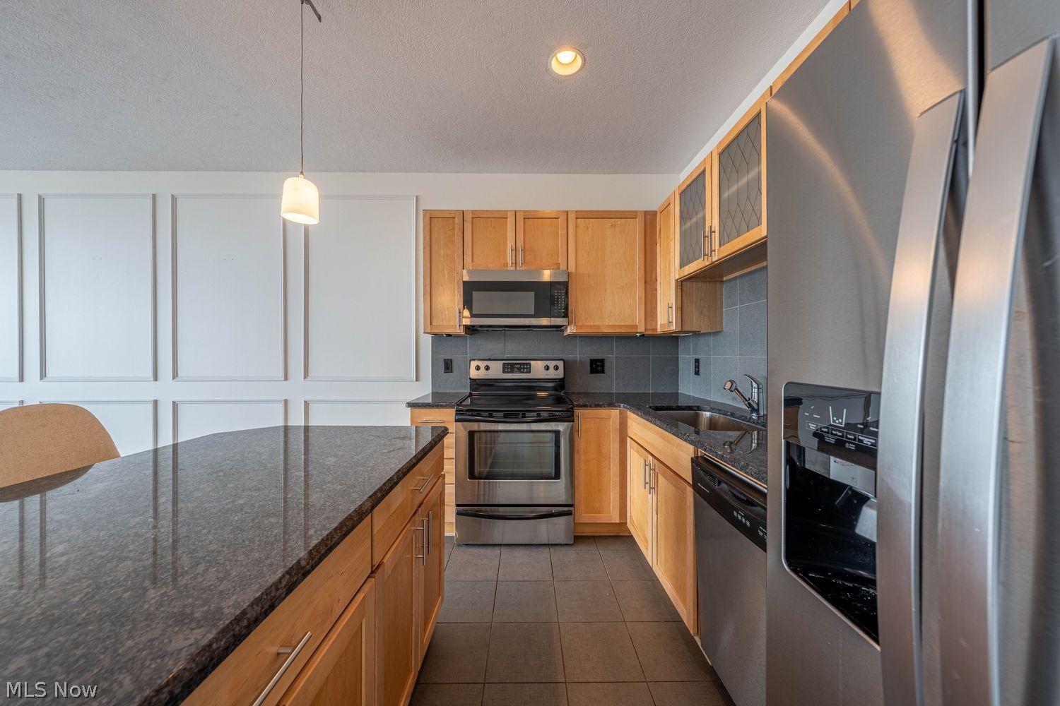 1237 Washington Avenue Cleveland OH 44113