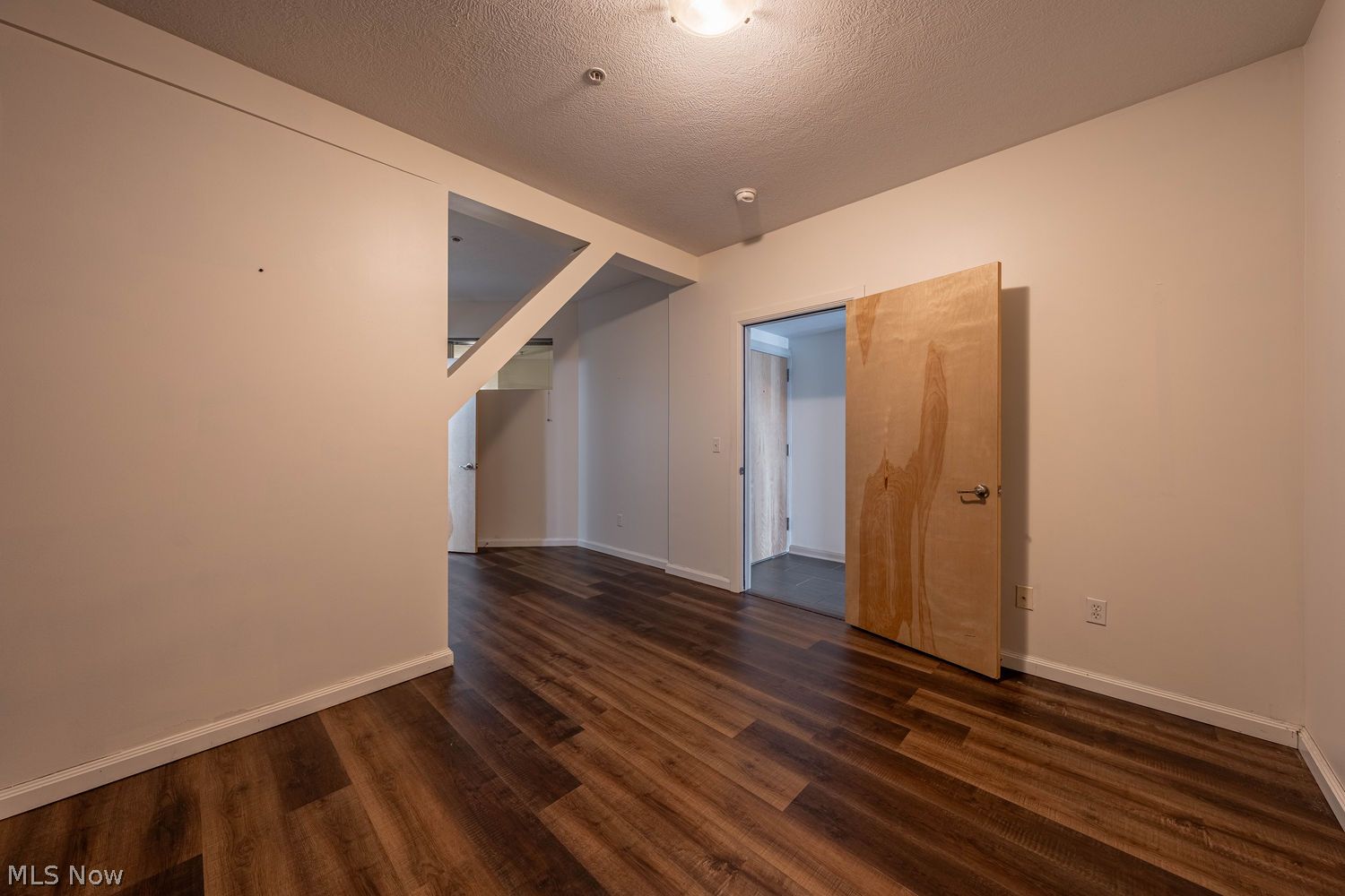 1237 Washington Avenue Cleveland OH 44113