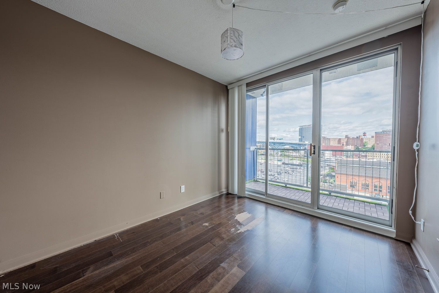 1237 Washington Avenue Cleveland OH 44113