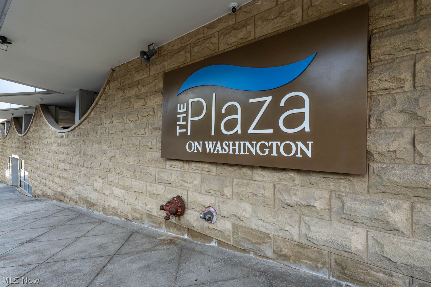 1237 Washington Avenue Cleveland OH 44113