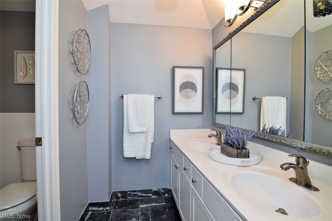 25805 Fairmount Boulevard Beachwood OH 44122