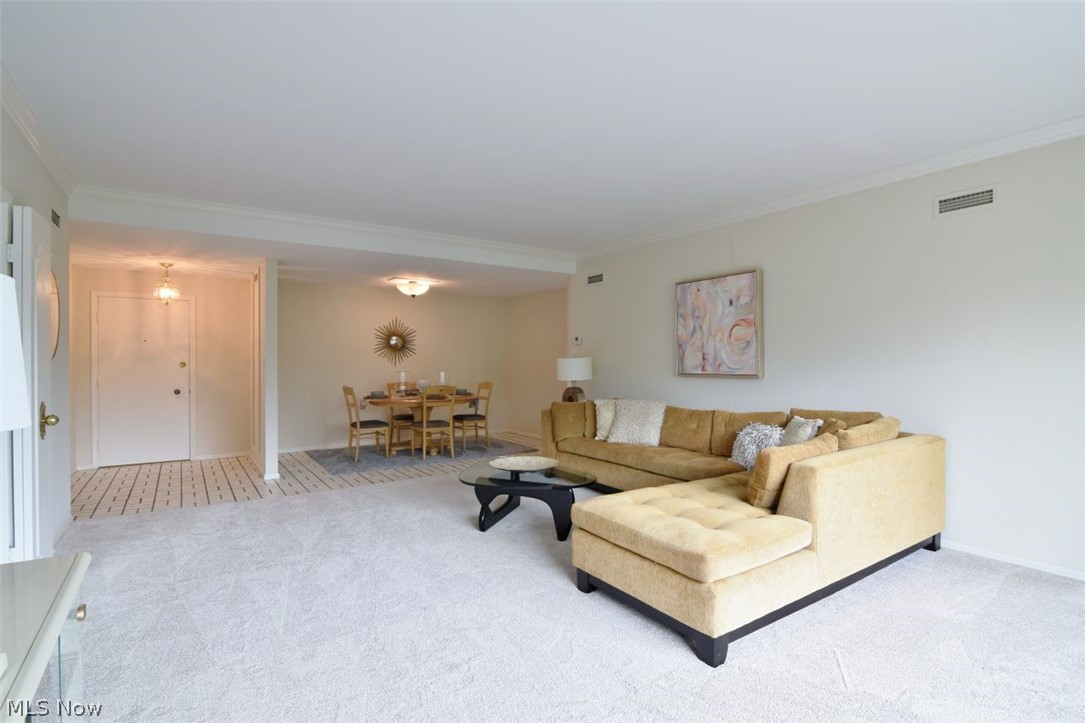 25805 Fairmount Boulevard Beachwood OH 44122
