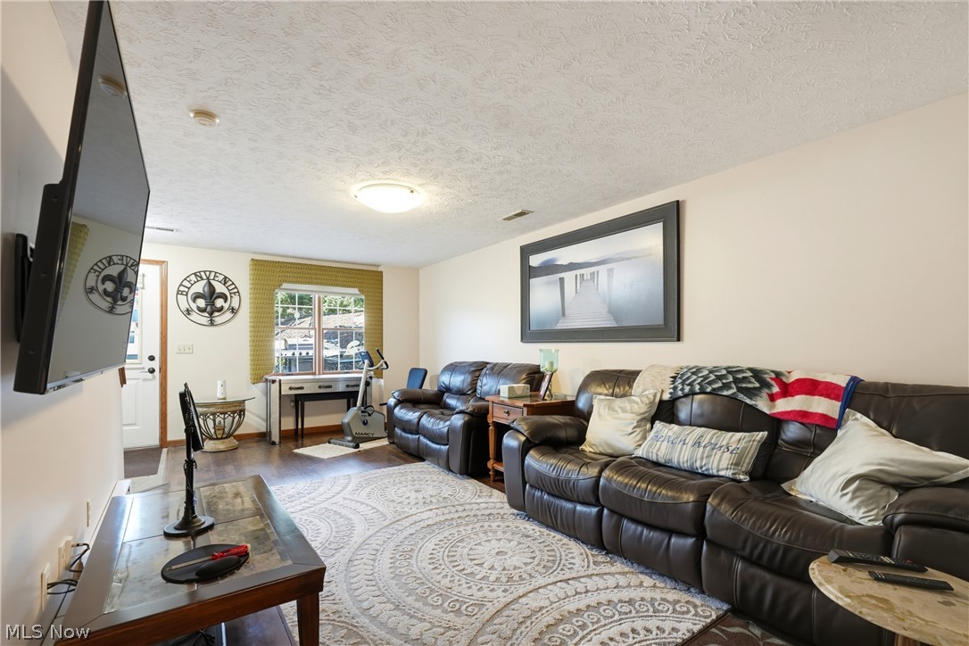4035 Woodlands Drive Vermilion OH 44089