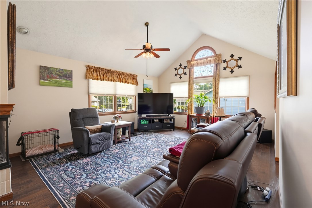 4035 Woodlands Drive Vermilion OH 44089