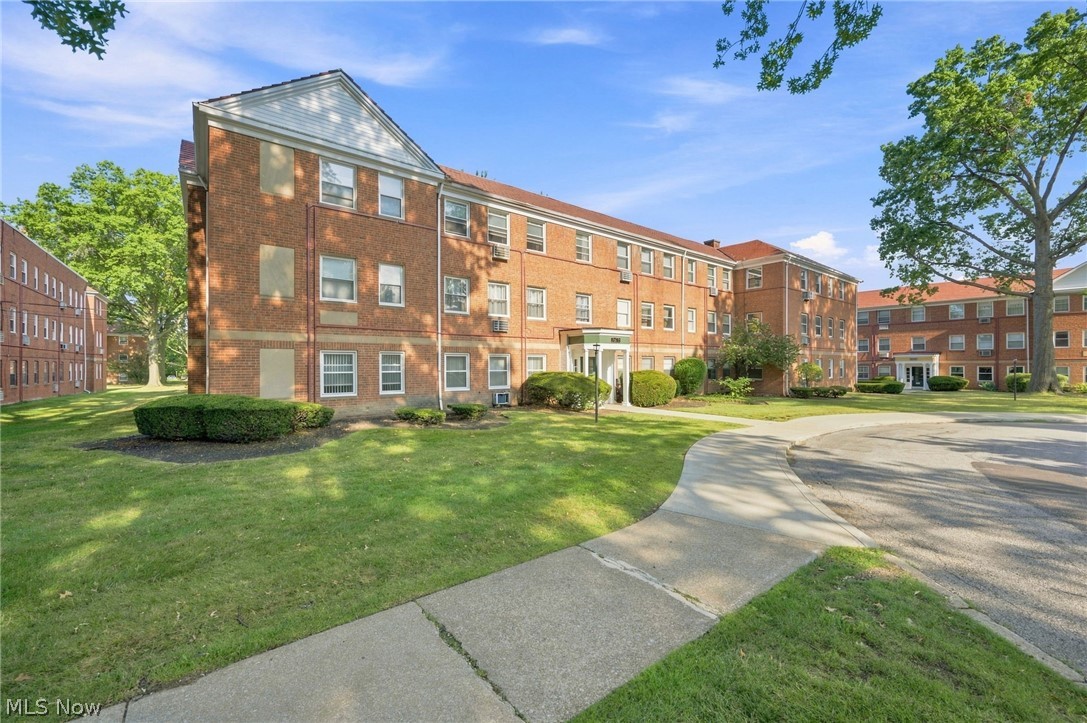 13793 Cedar Road South Euclid OH 44118
