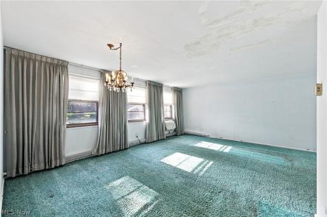 13793 Cedar Road South Euclid OH 44118