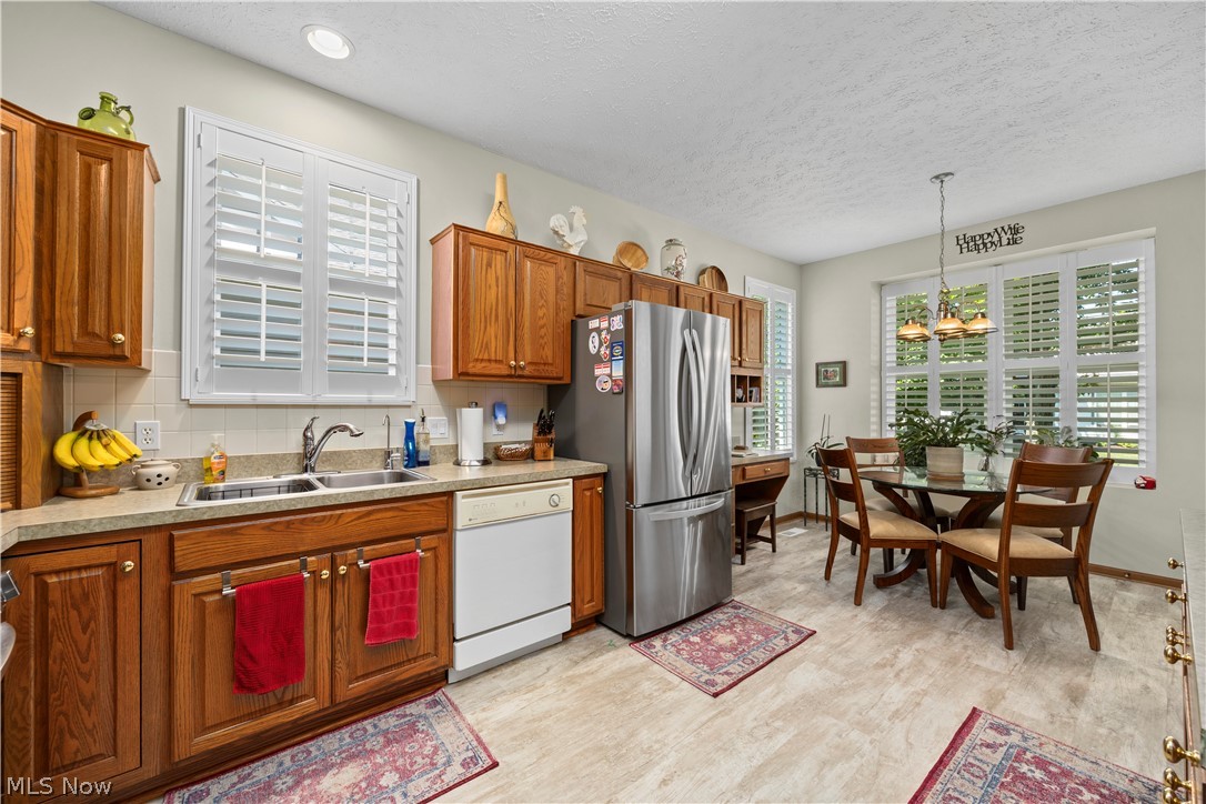 2400 Worthington Place Avon OH 44011