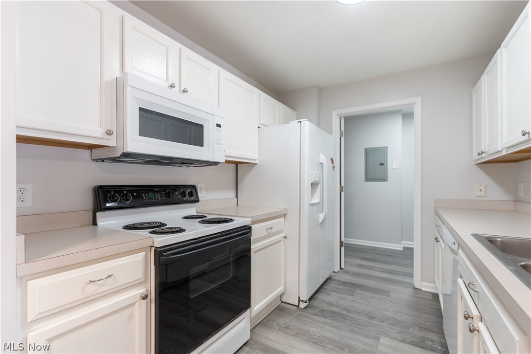 3395 Lenox Village Drive Fairlawn OH 44333