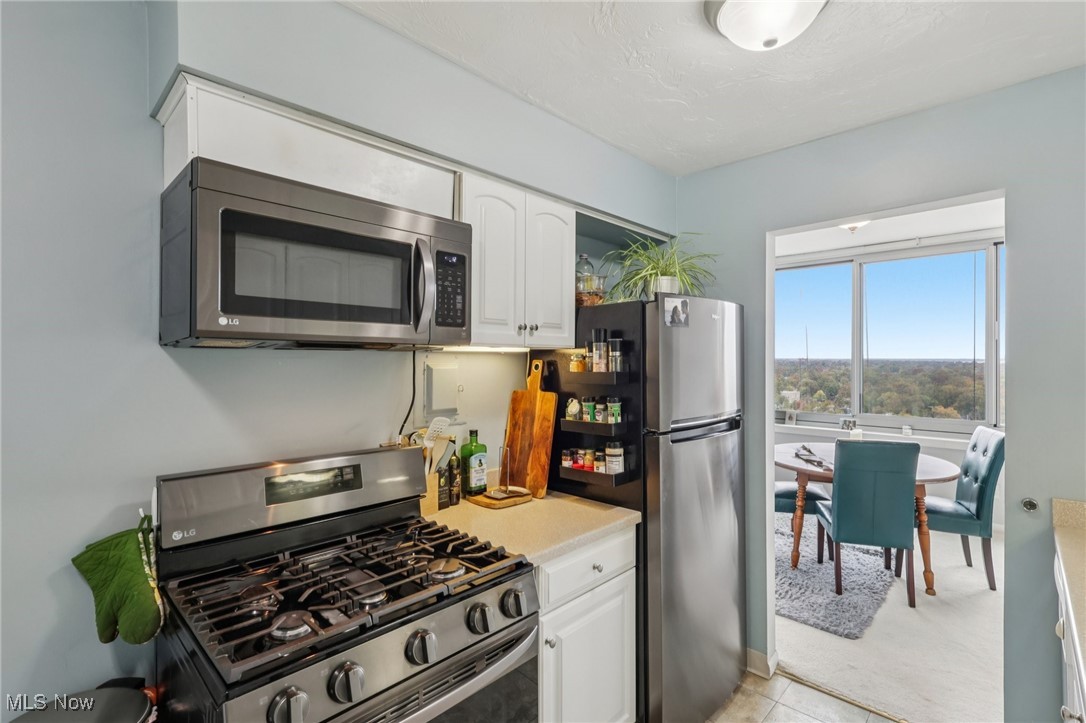 12900 Lake Avenue Lakewood OH 44107