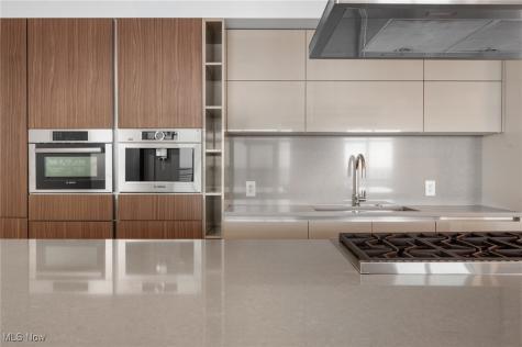 22700 Lake Road Rocky River OH 44116