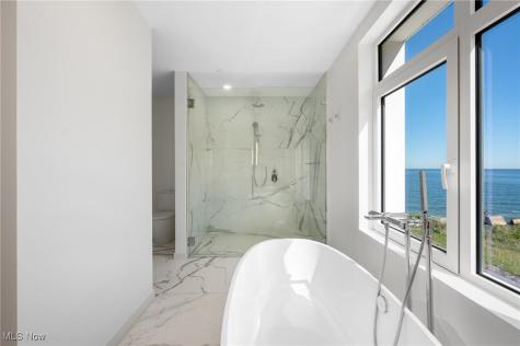 22700 Lake Road Rocky River OH 44116