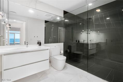 22700 Lake Road Rocky River OH 44116