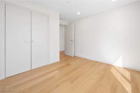 22700 Lake Road Rocky River OH 44116