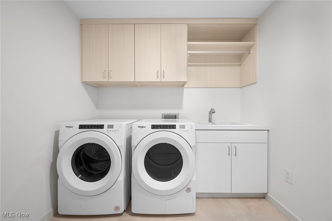 22700 Lake Road Rocky River OH 44116