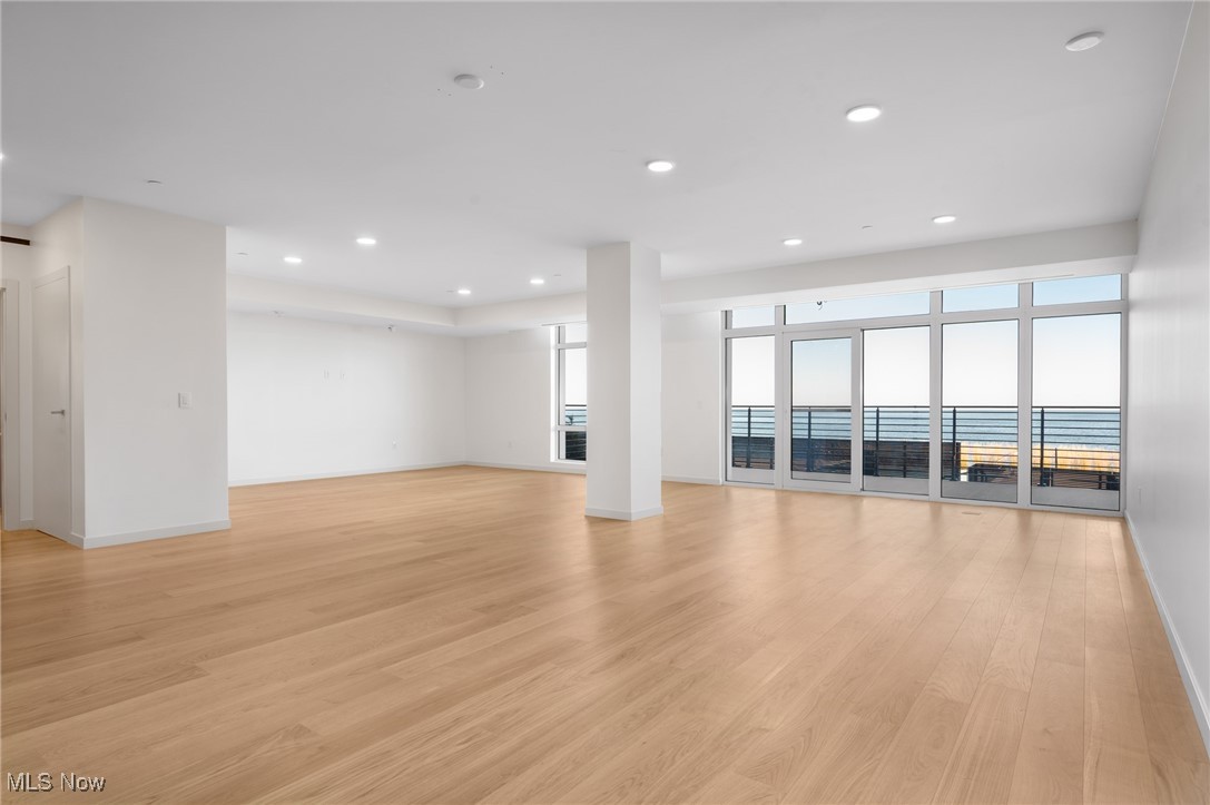 22700 Lake Road Rocky River OH 44116