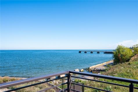 22700 Lake Road Rocky River OH 44116