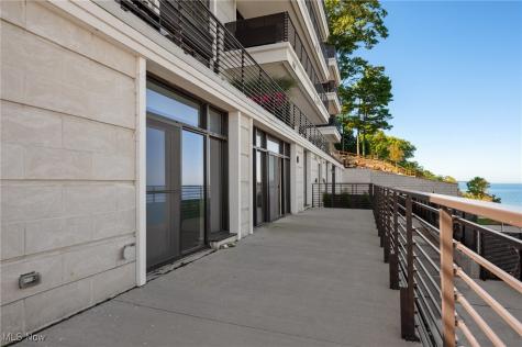 22700 Lake Road Rocky River OH 44116