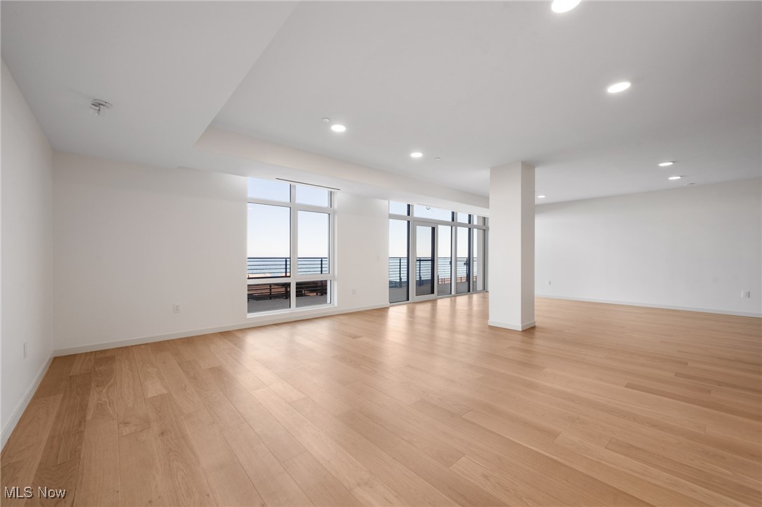 22700 Lake Road Rocky River OH 44116