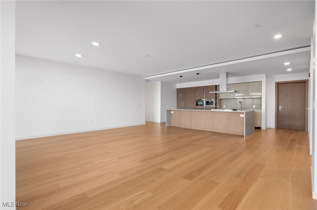 22700 Lake Road Rocky River OH 44116