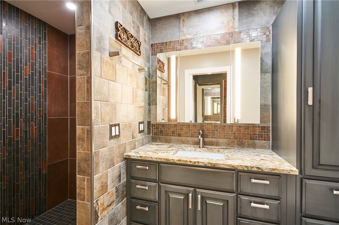 3800 Rosemont Boulevard Fairlawn OH 44333
