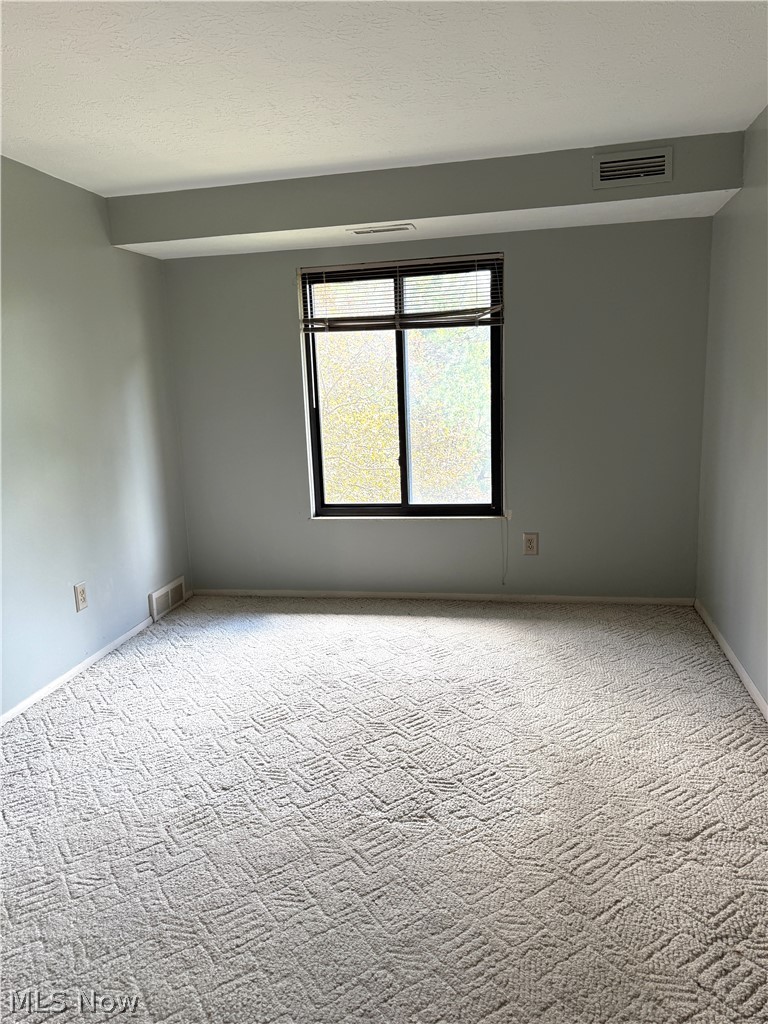 16370 Heather Lane Middleburg Heights OH 44130